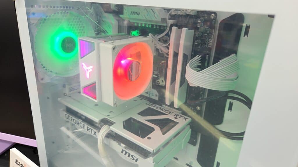 デスクトップPCの実機画像