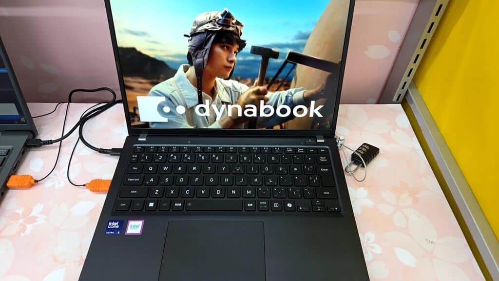 Dynabookのノートパソコンの実機画像