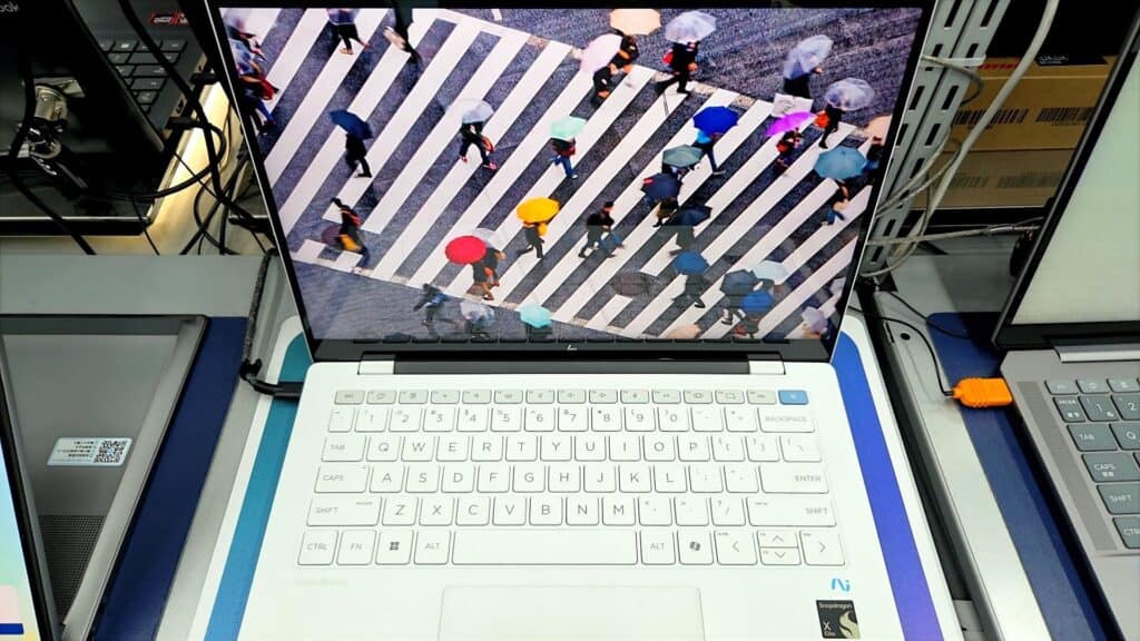 HPのノートパソコンの実機画像