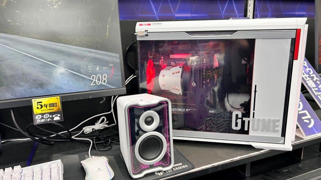 マウスコンピューターのゲーミングPCブランドG-Tuneの実機画像