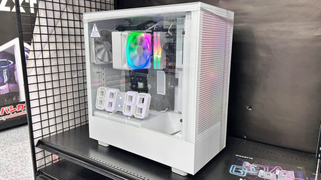 BTOデスクトップパソコンの実機画像