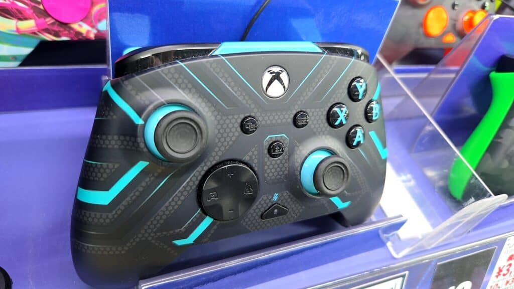 ゲーミングPCのコントローラーの実機画像