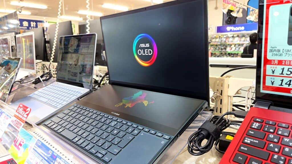 ノートパソコンの実機画像